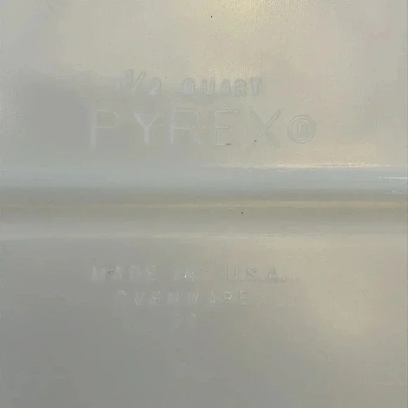 Pyrex EARLY AMERICAN 4 Qt. 444 Cinderella Bowl Brown & Gold Design & 1.5 Qt Dish - Picture 10 of 10